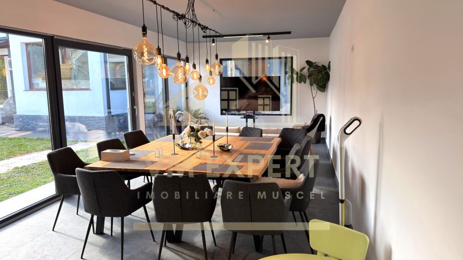 CASĂ 5 CAMERE TEREN 1600 MP CAMPULUNG - Poză 43