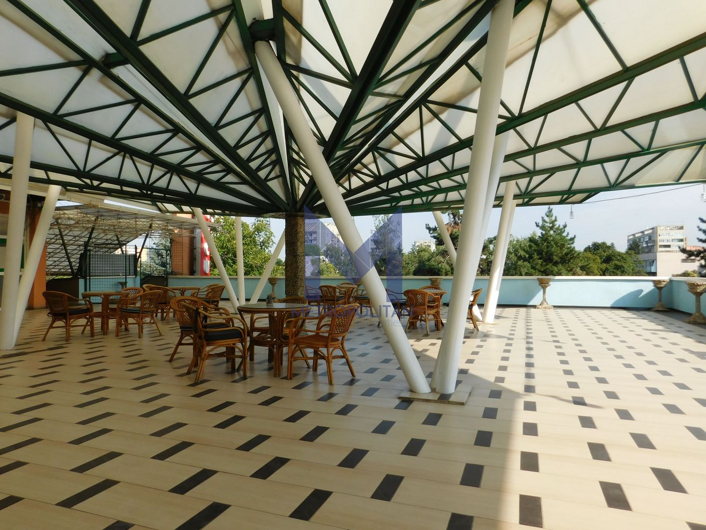 Restaurant cu terasă de închiriat, în Complex Comercial Mercur - Poză 8