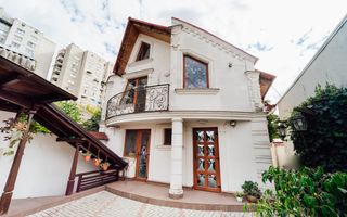 Casă individuală cu 6 camere în Buiucani, lângă Dendrarium și Valea Morilor - Poză 1