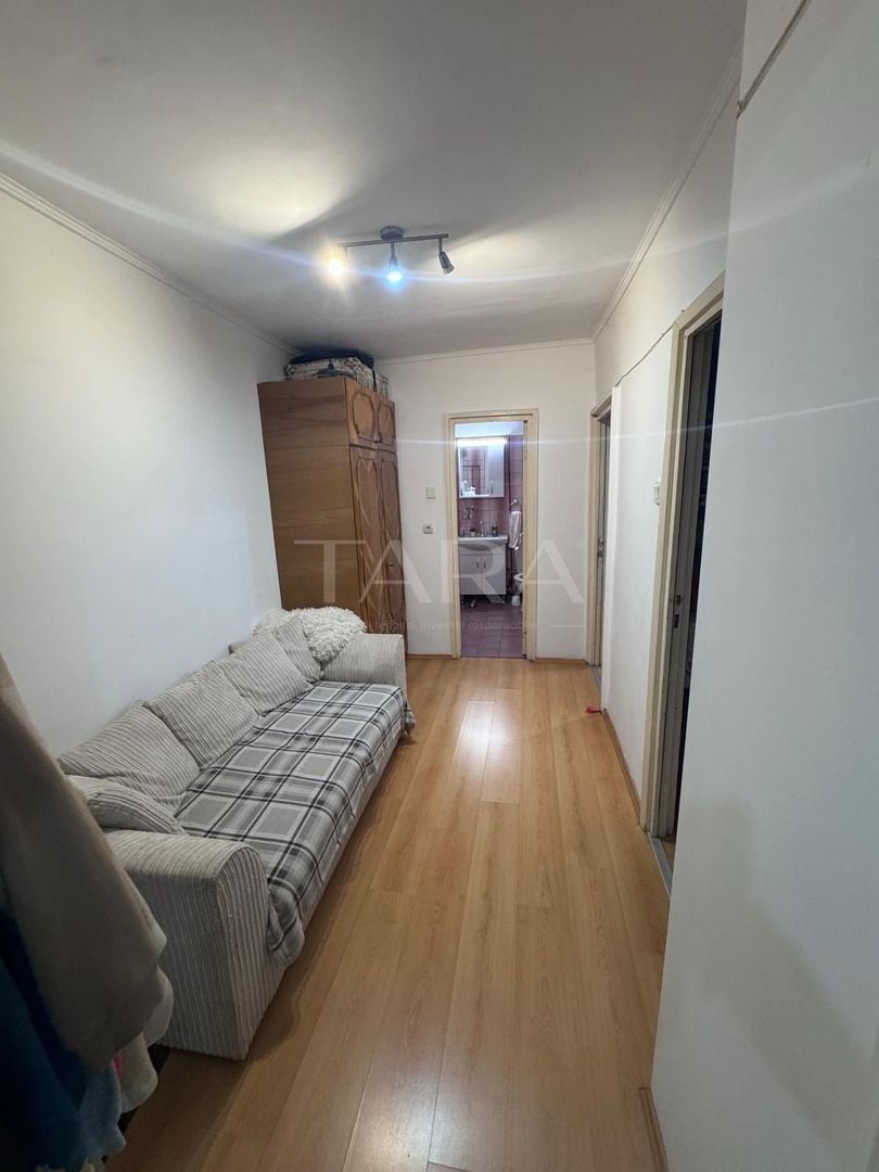 Apartament decomandat cu 3 camere, Zona Ion Meșter. - Poză 4