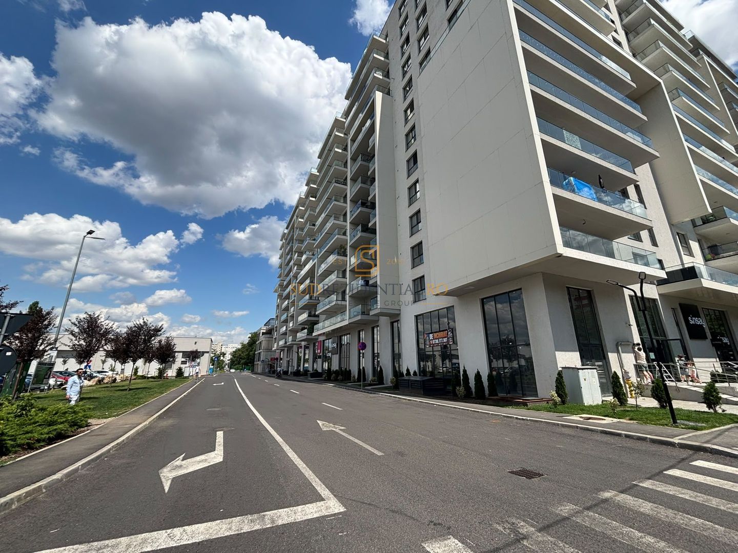 De inchiriat Spatiu Comercial, Emil Racovita, Berceni, Sector 4 - Poză 1