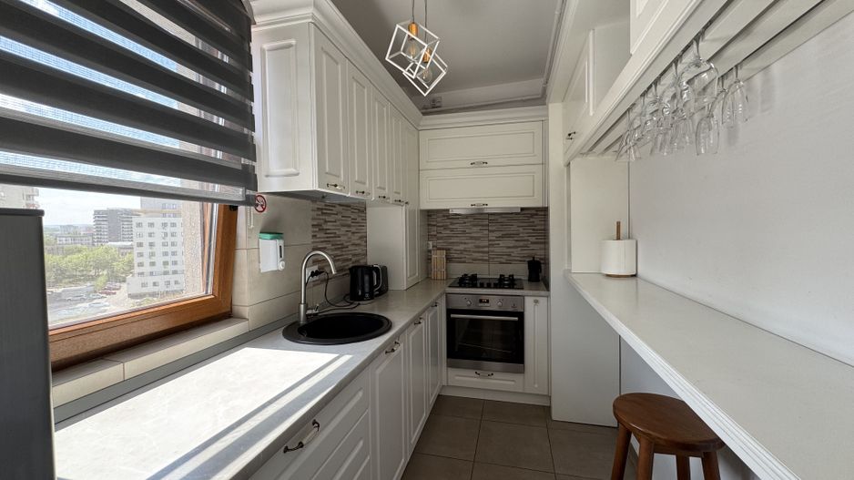 Apartament mobilat complet | Zona Palas | Terasa | Parcare privata - Poză 3