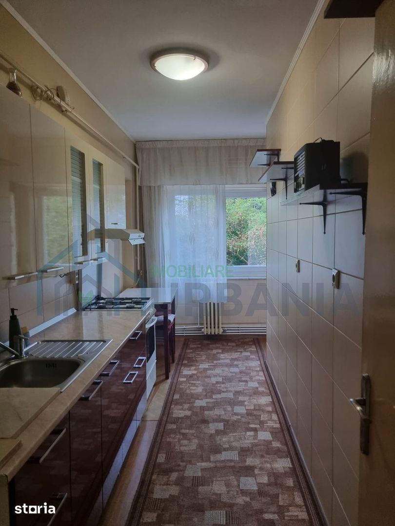 Apartament 3 camere de vânzare, Podu de Fier, Iași - Poză 1