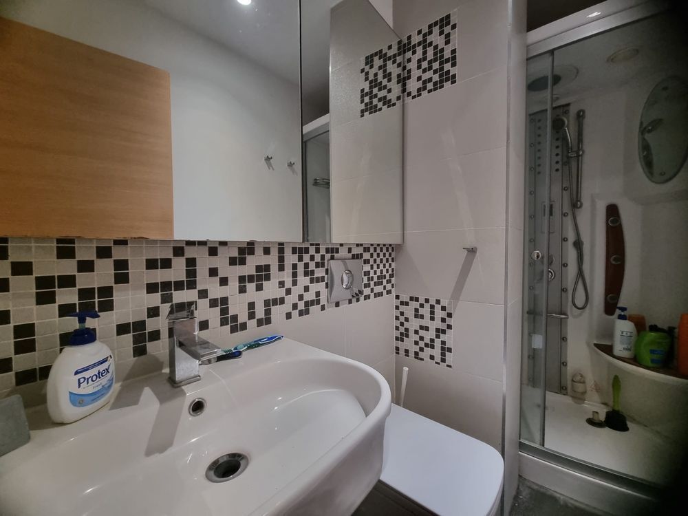 Vanzare Apartament 3 camere Mall Vitan Etaj 2 din 4 - Poză 3