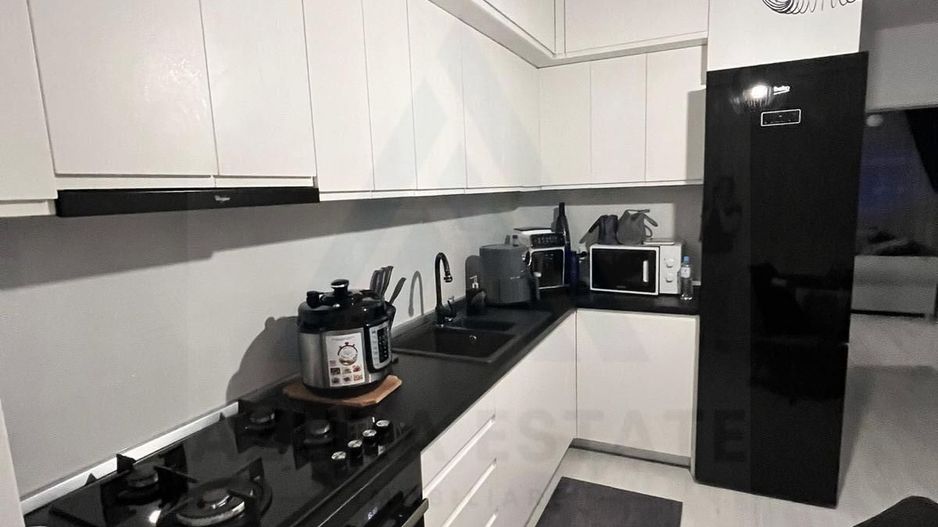 Apartament modern 4 camere 3 dormitoare 2 băi 80 mp utili  Șelimbăr - Poză 4