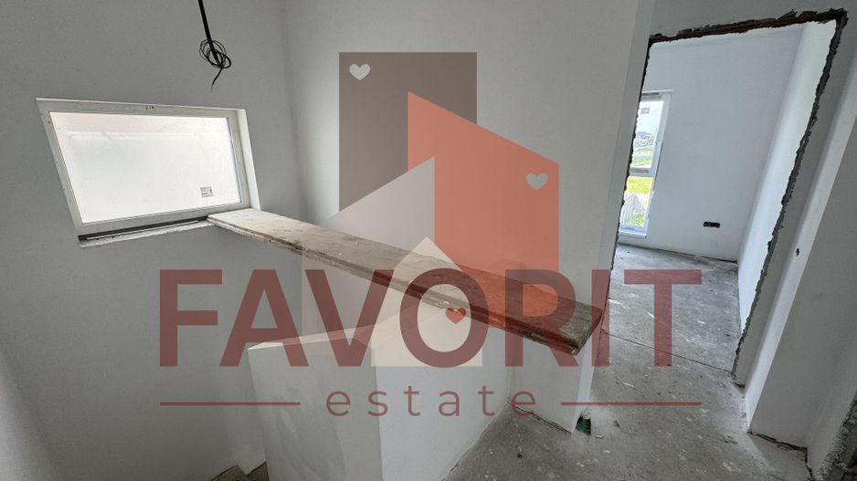 Duplex 5 camere ,despartit prin camera tehnica, finisat la cheie in Mosnita - Poză 12