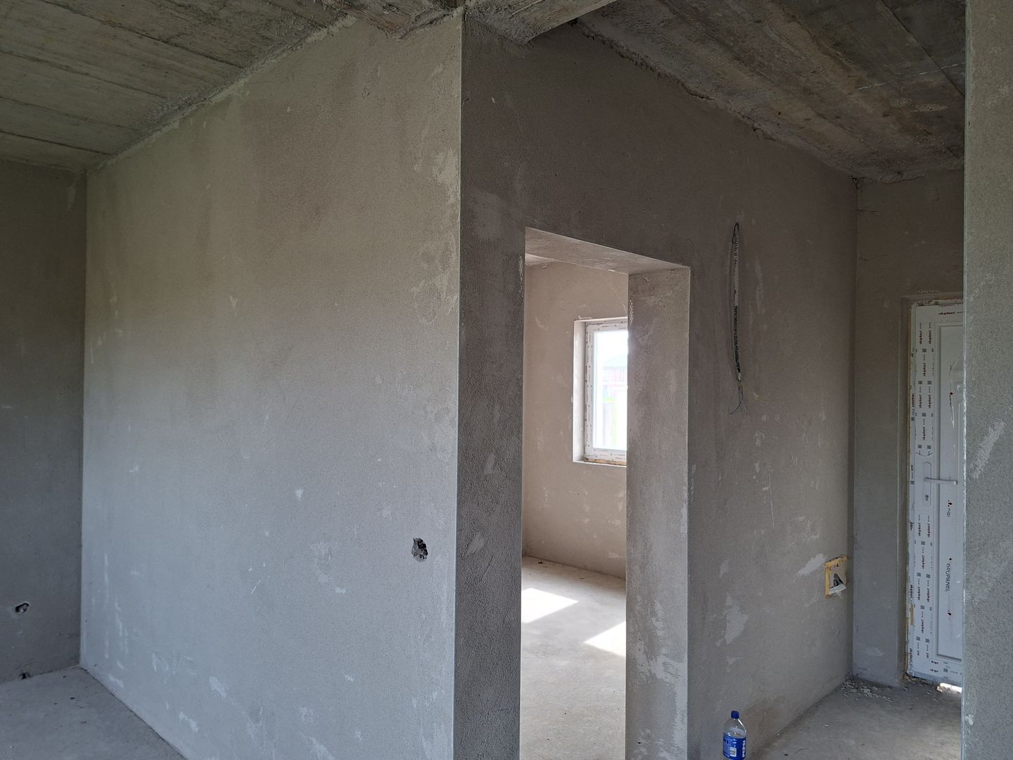 CASA NOUA IN GRI DE VANZARE - Poză 10