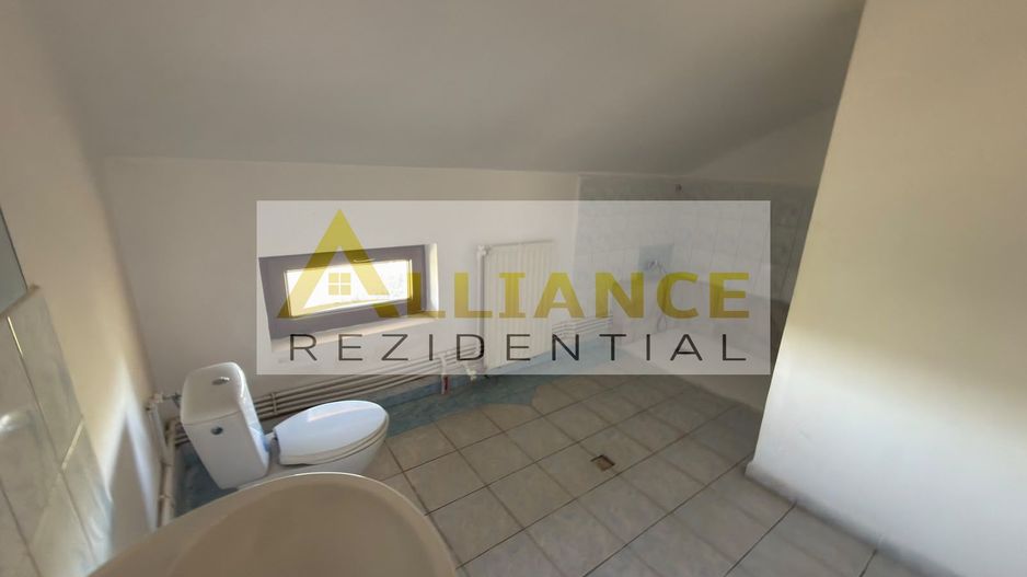 Casa individuala  *  14 camere *  1550 mp teren  * - Poză 17