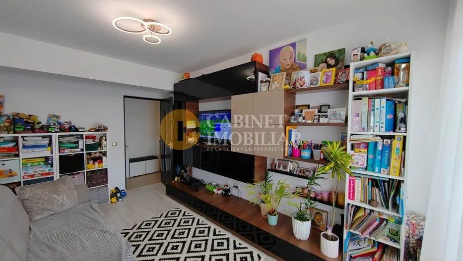 Etaj 2 -Apartament 2 Camere Decomandat Bloc 2015 - Poză 1