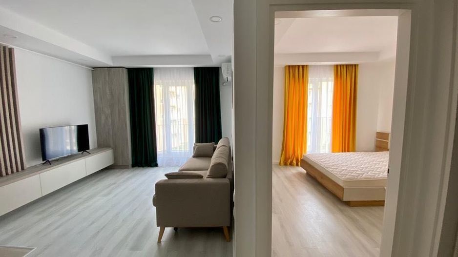 Inchiriere apartament Cosmopolis - Poză 1