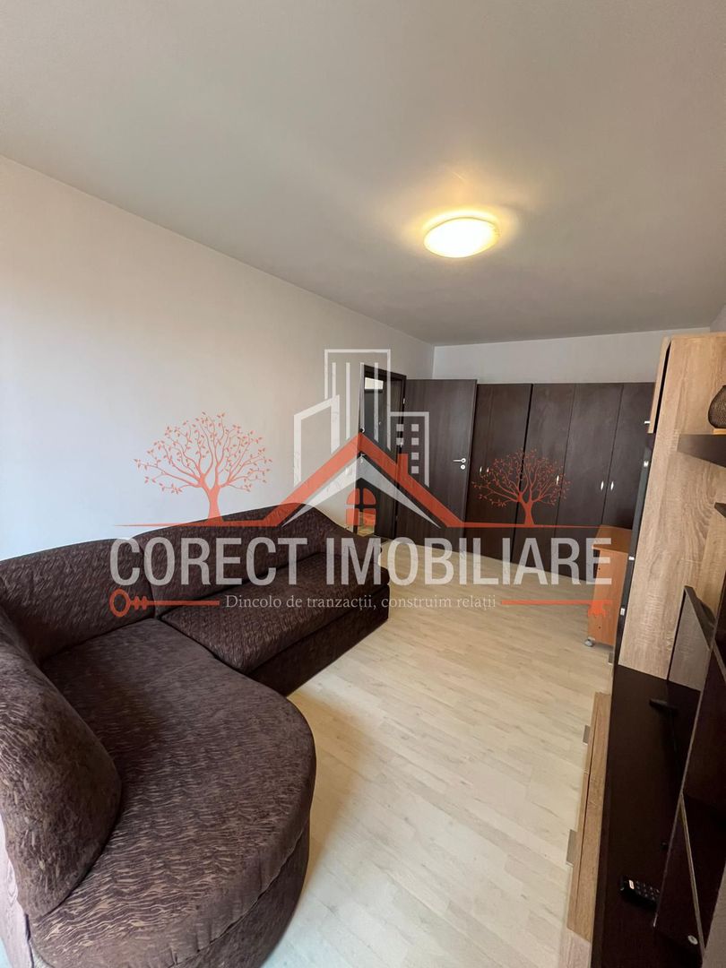🌿 Apartament modern cu 3 camere și balcon – Subcetate, 300€/lună - Poză 2