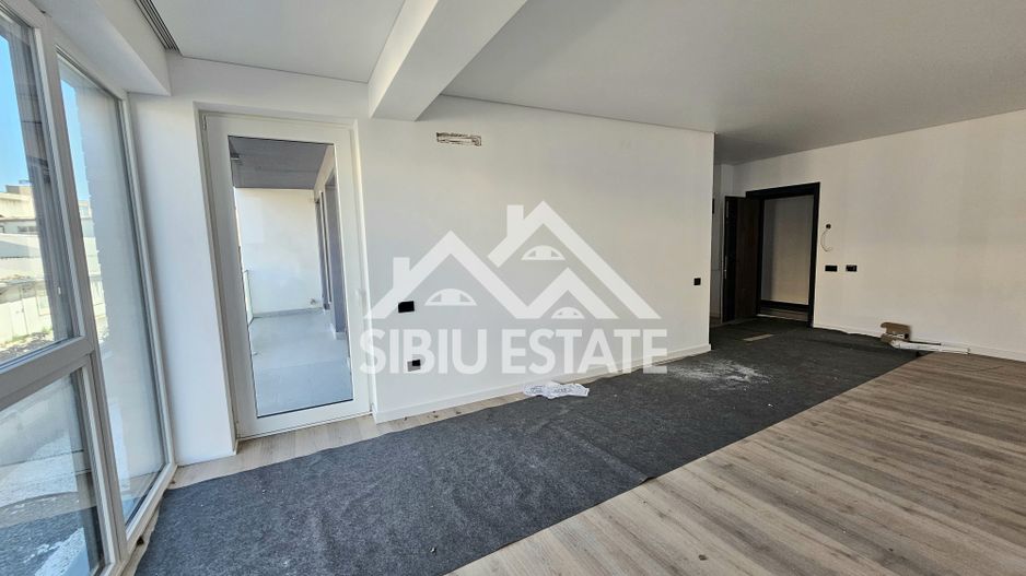 Apartament Sibiu central 3 camere, 2bai, lift garaj NOU - Poză 11