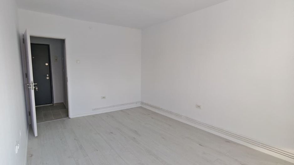 De vanzare garsoniera zona Bartolomeu, Avantgarden - Poză 12