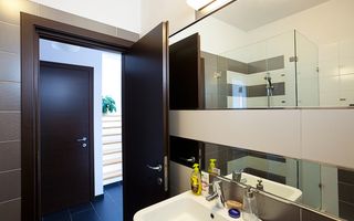 Vila deosebită, în cartierul Zorilor, superfinisată, ideală pentru locuință ! - Poză 17