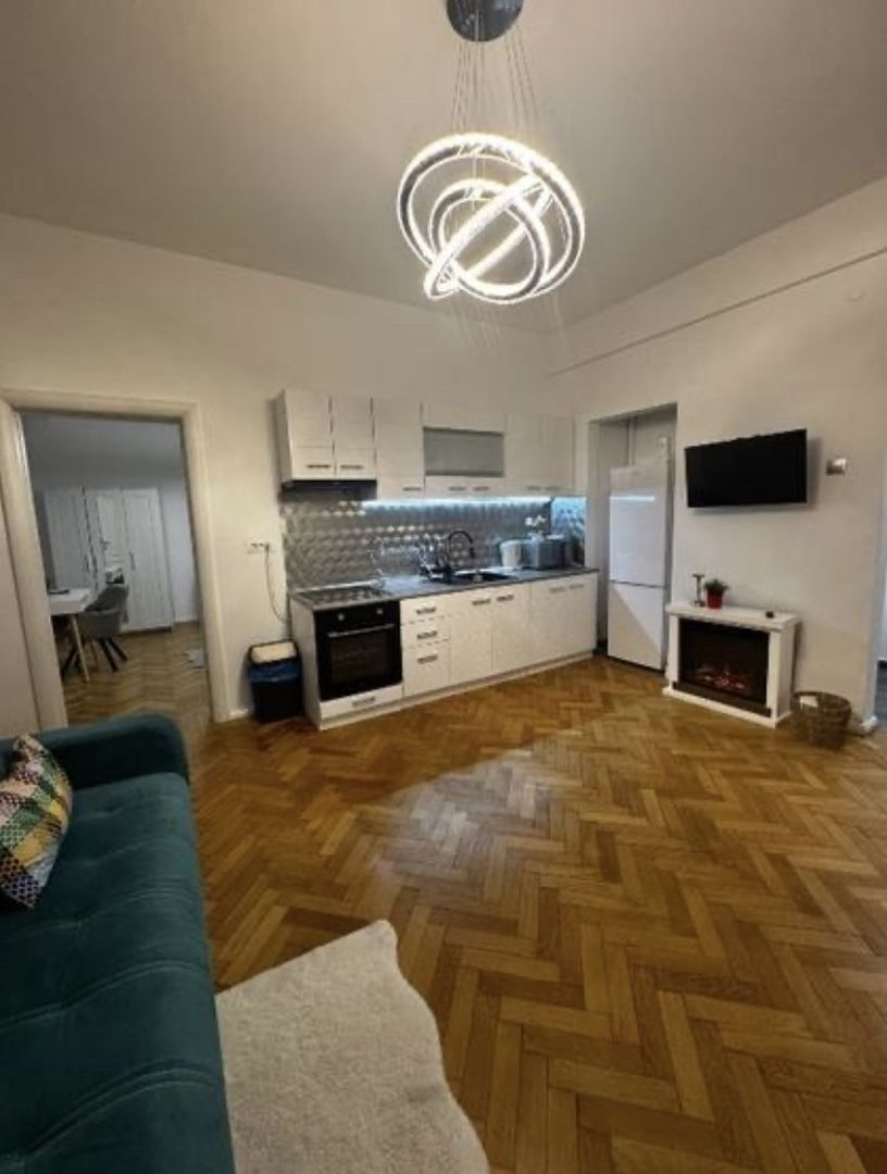 Bulevardul Corneliu Coposu | Închiriere Apartament 3 camere - Poză 2