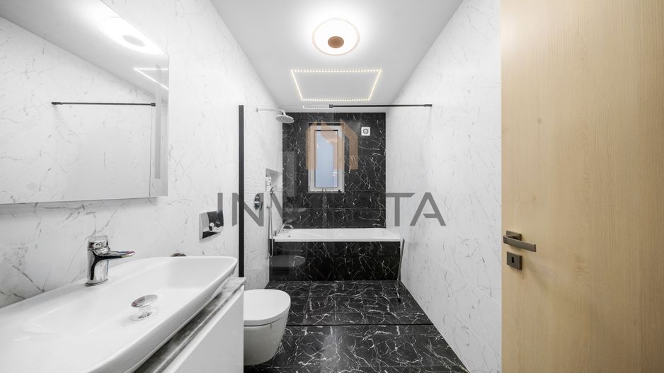 Casa moderna, spatioasa , pe o strada privata retrasa! - Poză 10