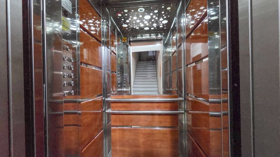 Apart 3 camere birouri stradal Bulevardul Unirii colt Nerva Traian - Poză 28