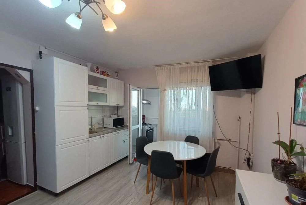 Apartament atragator, trei camere, Brancoveanu, 95.000€, 0% comision cumparator - Poză 3