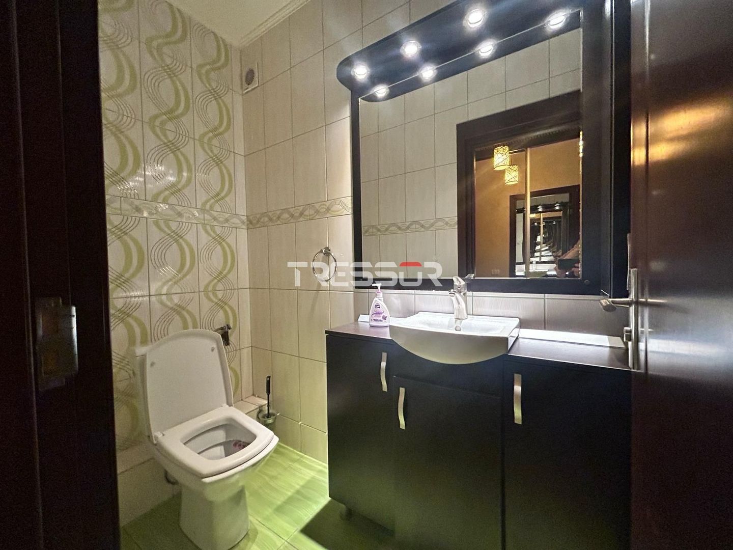Apartament modern cu 2 camere, 94 mp utili, în bloc nou.Mobilat  si utilat - Poză 23