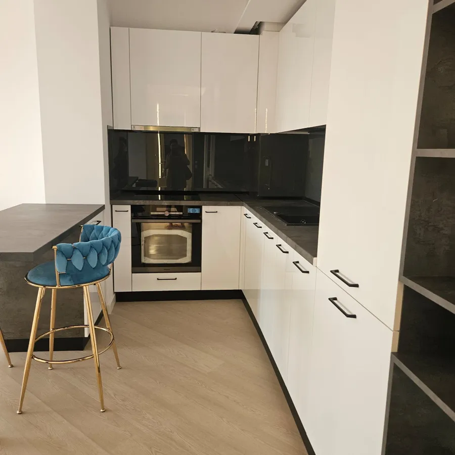 Prima inchiriere apartament 2 camere Cortina North | Parcare, Wellness — fotografia 3