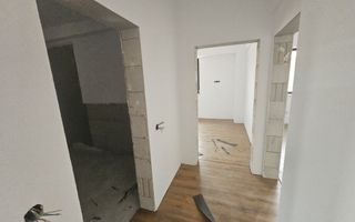 Apartament 3 camere, etaj 1, predare la cheie - Poză 4