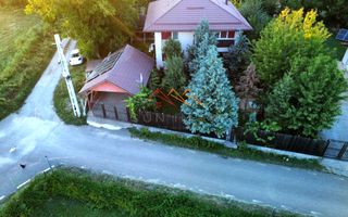 CASĂ NOUĂ | 4 CAMERE | SISTEM FOTOVOLTAIC | URLETA, ZONĂ VERDE - Poză 2