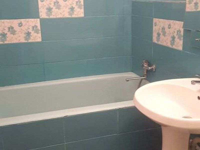 Apartament cu 2 camere, parter  - cartier Tiglina 1 - Poză 6