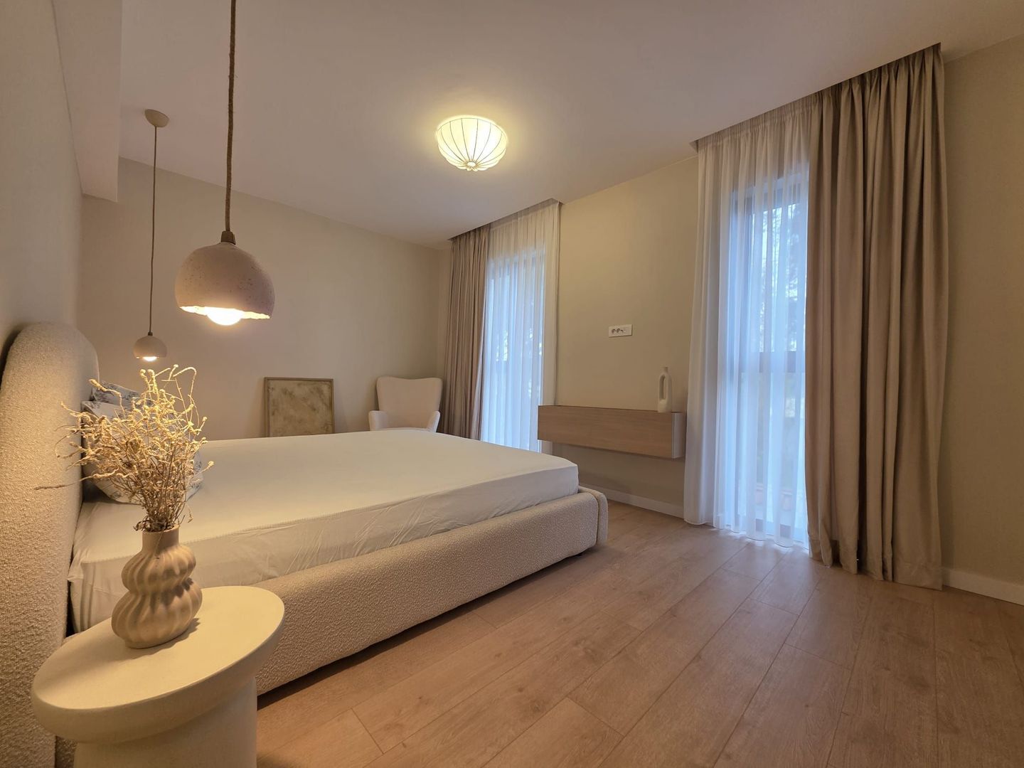 Apartament Nou 3 Camere de Închiriat - Iancu Nicolae, 95 m, NOU LUX - Poză 2