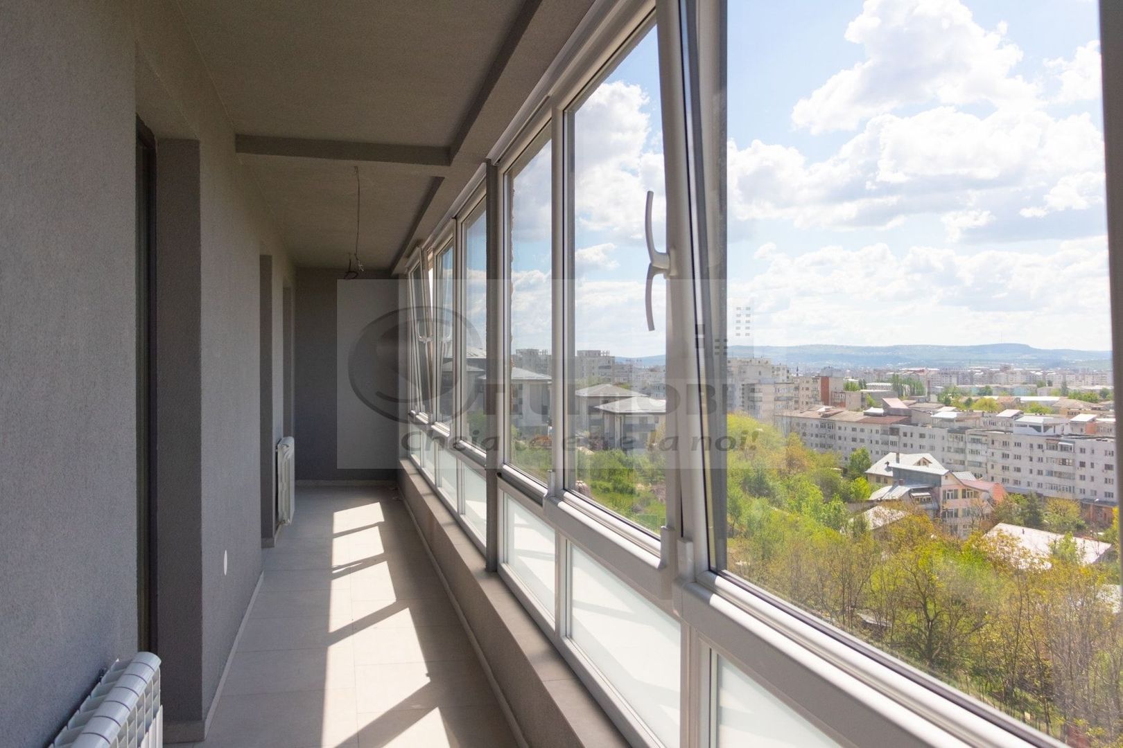 Apartament spațios 4 camere, 2 băi, balcon generos –Pacurari - Poză 14