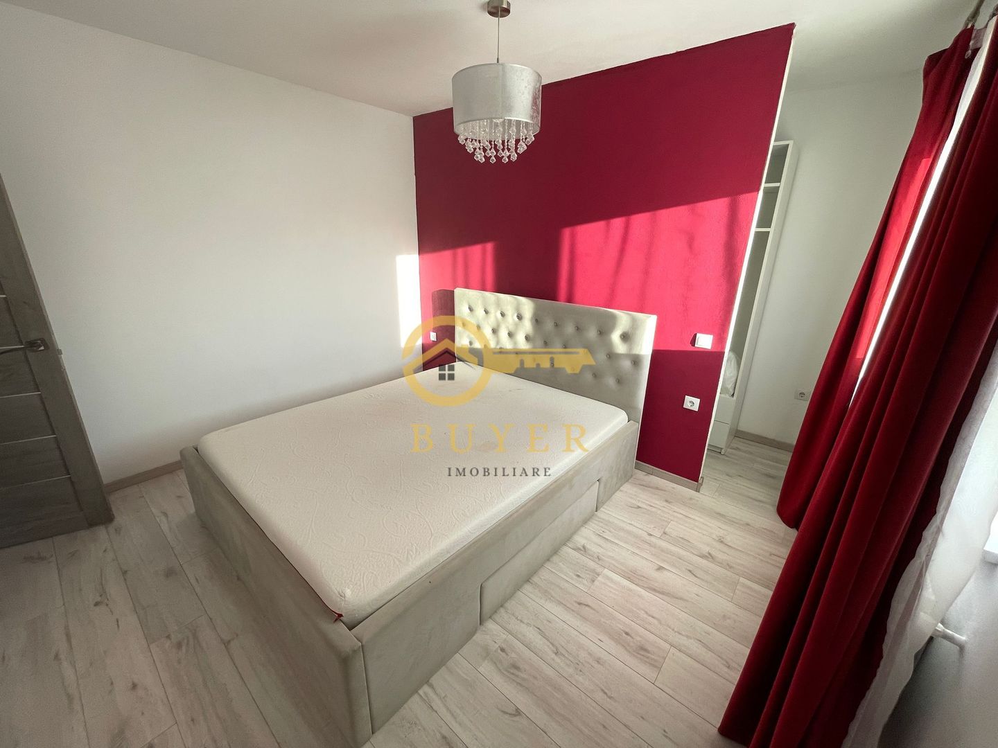 Apartament cu 2 cam la etajul 1, complet mobilat si utilat, balcon - Poză 3