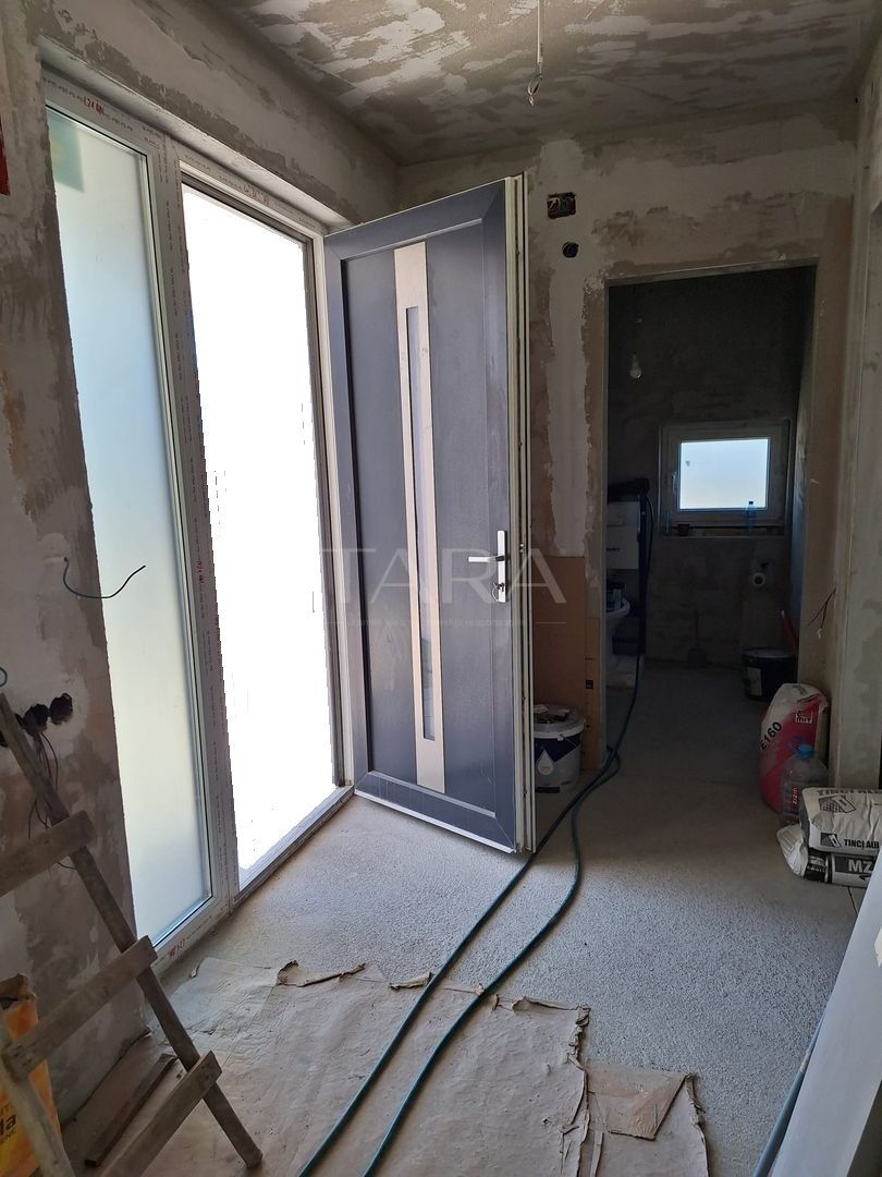 Casa tip duplex de vanzare in cartierul Europa - Poză 3