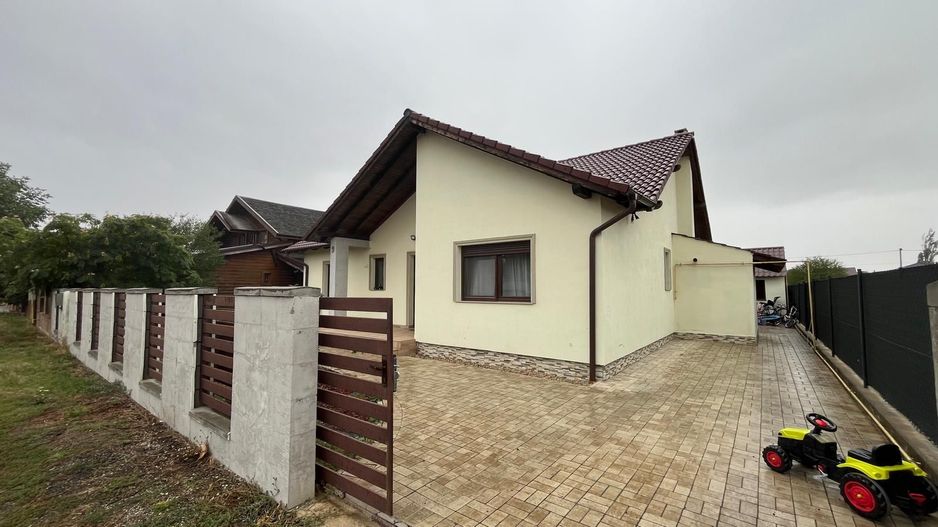 Casa modernă în Vladimirescu - Poză 3