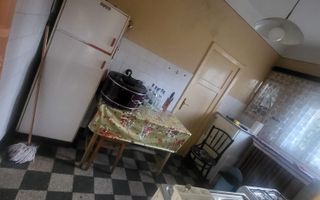 Vanzare Casa vintage 4 camere, curte proprie, centrala, garaj , Vatra Luminoasa - Poză 17