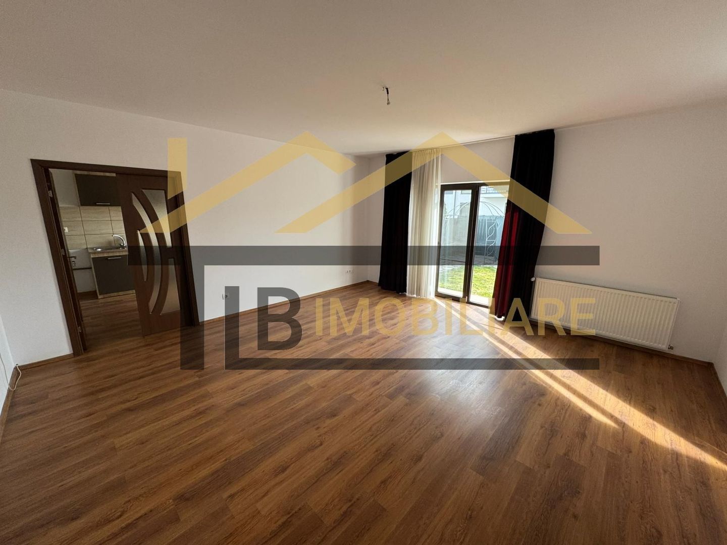 Casa cu 4 camere, 150 mp utili, parcare, Zona Livezeni - Poză 8