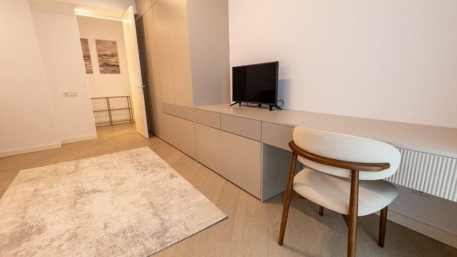 APARTAMENT 3 CAMERE SUPERB DE INCHIRIAT I PARCARE INCLUSA I CORTINA NORTH - Poză 10