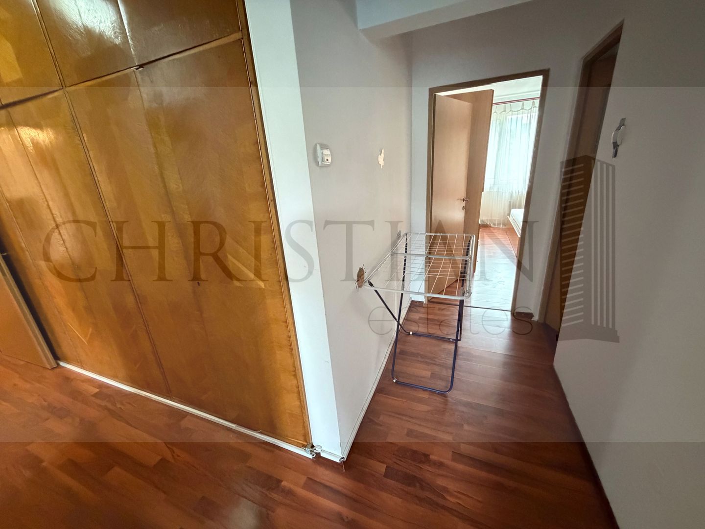 Apartament 4 camere 87 mp - Imobil 1965 - Etaj 1/4 - Poză 4