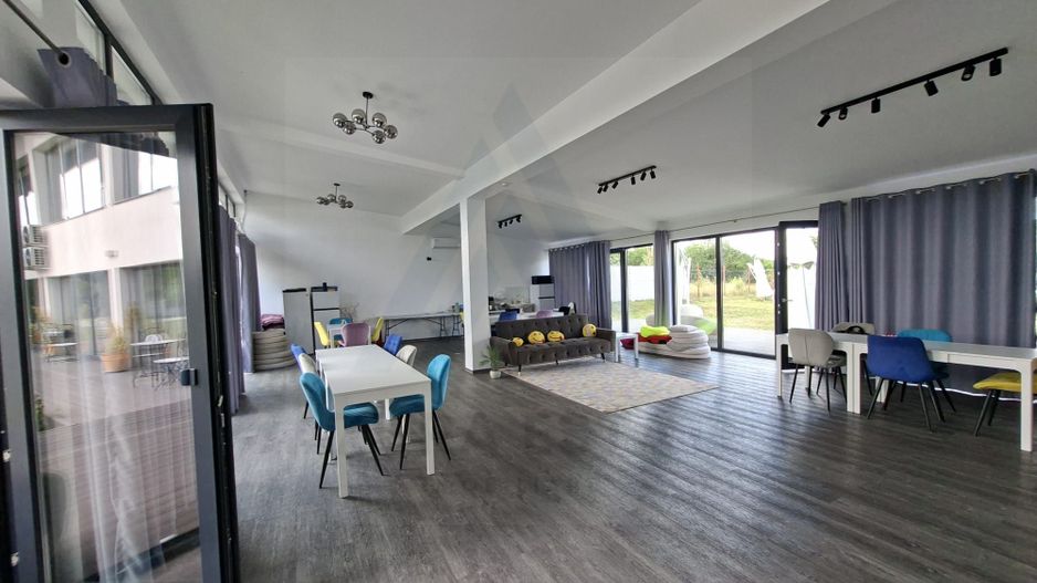 Pensiune 600 mp an 2023 si casa 130 mp teren 4600 mp zona V. Avrigului - Poză 16