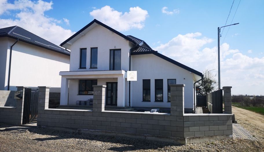 Vila Manastirea Buftea - Poză 1