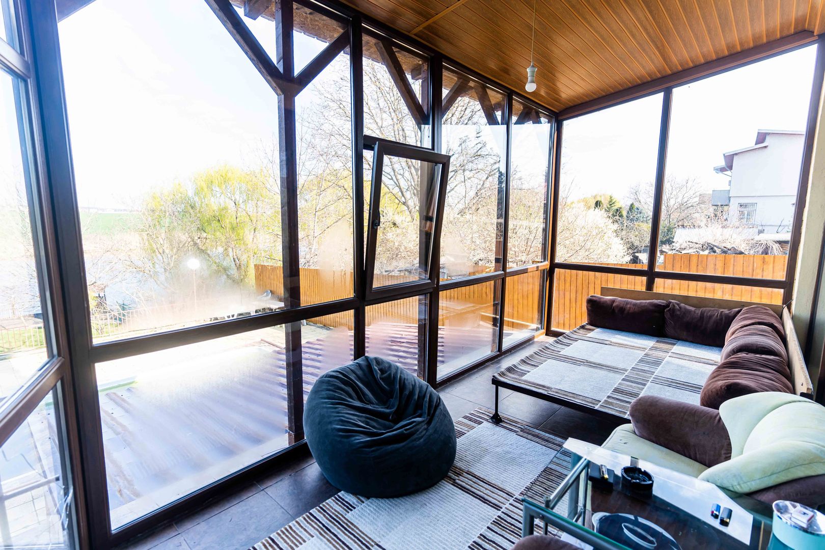 Casă / Vilă cu 6 camere de vânzare în Balotesti - Poză 26