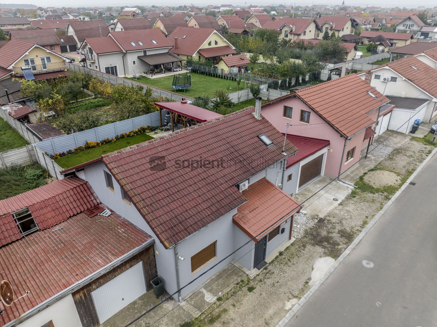 Sapient | Casă renovată situată la intrarea în loc. Nojorid - Poză 2