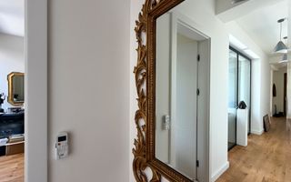 Vila cu 5 camere // * 565 mp gradina* // Tunari - Poză 14