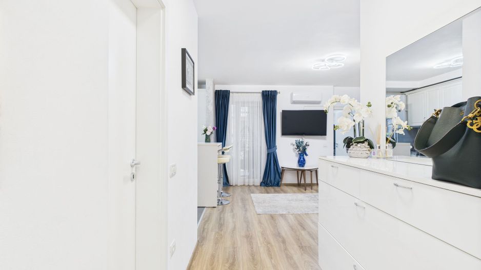 Apartament modern cu 3 camere - Calea Aradului - Poză 1