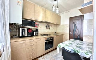 Vânzare apartament 3 camere mobilat,  parcare inclusă , Cartier Noua - Poză 12