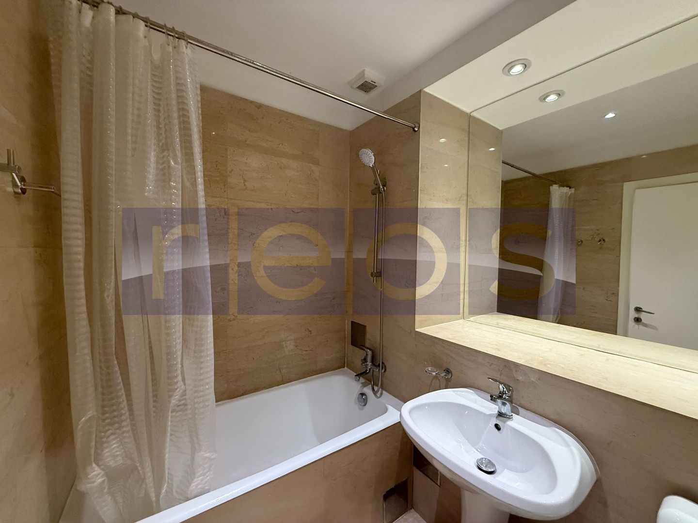 INCHIRIERE 3 CAMERE 80MP | HERASTRAU | MOBILAT SI UTILAT | LOC PARCARE - Poză 25