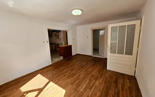 Casa 5 camere, 369 mp teren, zona Centru, pretabila pentru birouri - Poză 11