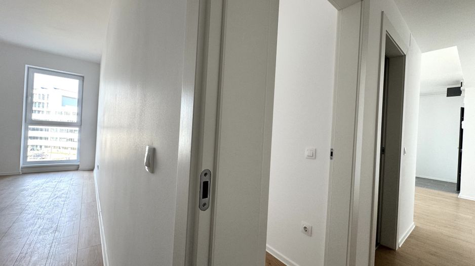 3 camere 76 mp SU + Balcon 6.5mp - Zona Lac Straulesti-Mall Colosseum - Poză 14