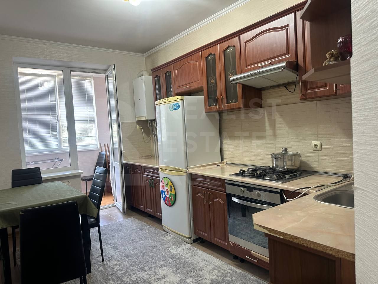 Chirie, 2 camere, Strada Mihail Frunze, Strășeni - Poză 2