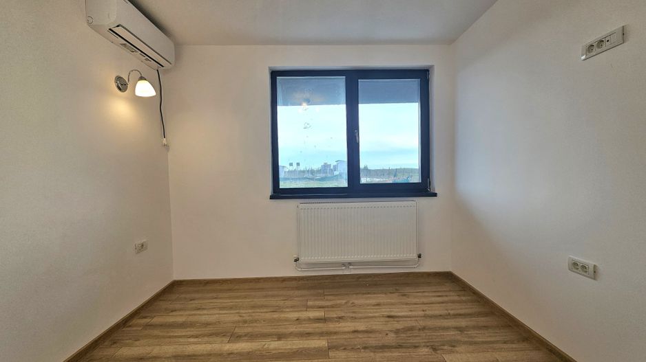 Apartament cu 3 camere de vanzare Ovidiu Constanta parcare inclusa - Poză 4