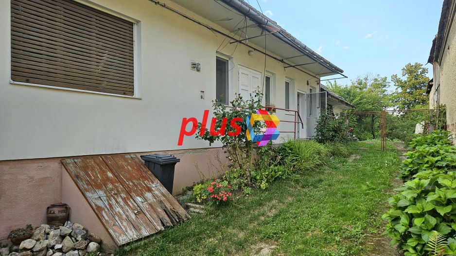 Casa individuala Sacele, 67 mp + 40 mp garaj + 515 mp curte - Poză 1