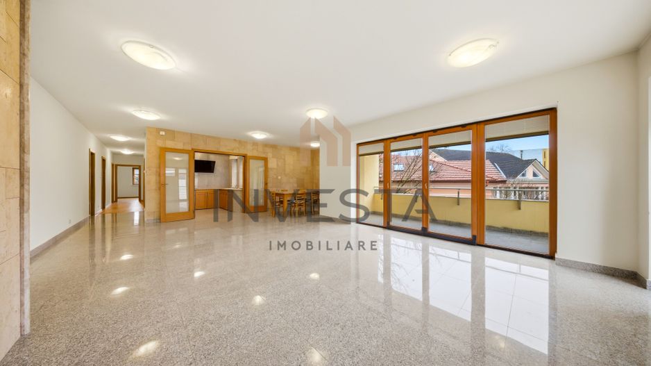 Apartament 4 camere, 161 mp, 2 garaje, Zorilor, zona Ciresilor - Poză 1